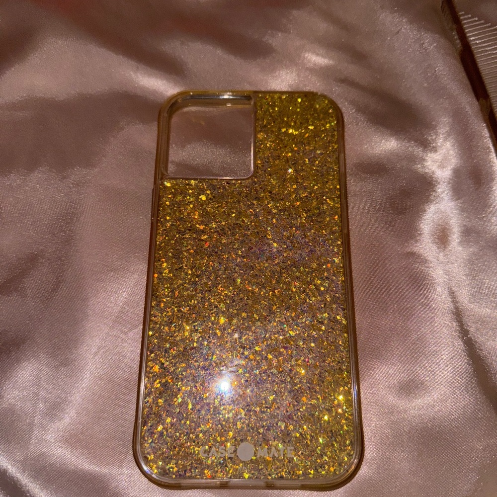 Case-Mate Gold Glitter Phone Case for Stylish Protection